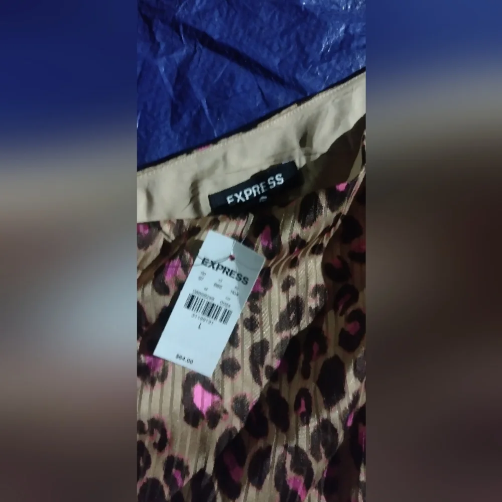 Express shoulderless top - Picture 2 of 3